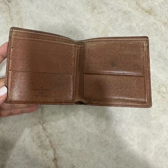 Louis Vuitton Monogram Portefeiulle Marco Bifold Wallet - Picture 2 of 11